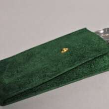 1 Stück grüne oder schwarze verdickte Doppelseitige Samt Uhren Aufbewahrungstasche Umschlagtasche mit Knopf für Schmuck, hochwertige Wildleder Klappe Uhrentasche zum Schutz Ihrer Uhr vor Kratzern