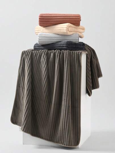 1pc Oversized Rectangular Polyester Bath Towel, 90 X 170 Cm Or 34 X 75 Cm Small Hand Towel, Absorbent, Quick Drying, Soft, Suitable For Bathroom, Travel, Gifts, Gym, Beach, Hotel, Salon, Outdoor, Unisex, All Season,School,Back To School,Travel,Travel Essentials,Home Essentials,Towel,Skin Care