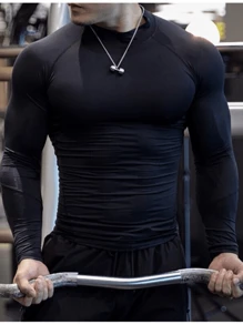Men Outdoor Tees & Tanks - 黑色 - 查看 2