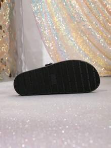 New Summer Women Fashionable Thick-Soled Metal Buckle Sandals Studded Punk & Vintage Style Soft & Comfortable Anti-Skid Beach Slippers - Black - View 6