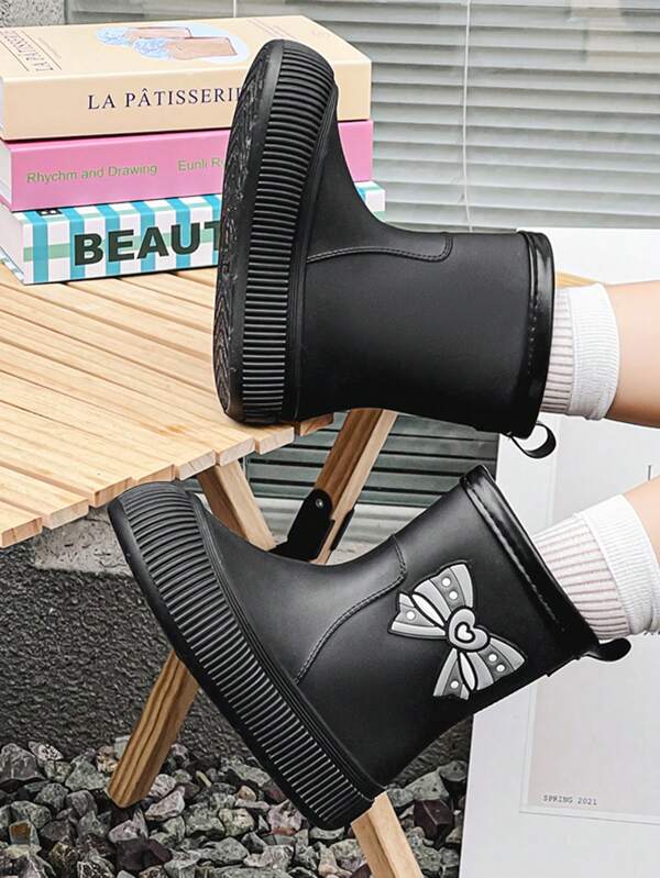 Japanese-Style Women's Fashionable Outdoor Rain Boots, New Summer Bowknot Waterproof Shoes For Kitchen Work, Slip-Resistant Rubber Shoes For Car Washing, Rainy Days, And Vegetable Shopping, Short Barrel Design