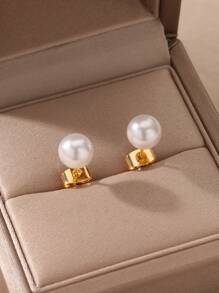 1Pair Minimalist Small Pearl Stud Earrings For Women Faux Pearl Earrings Classic White Round Pearl Stud Earrings Wedding Jewelry Bridesmaid Gift