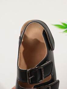 1 par de sandalias casuales simples y elegantes para niños, cómodas y antideslizantes con suela plana