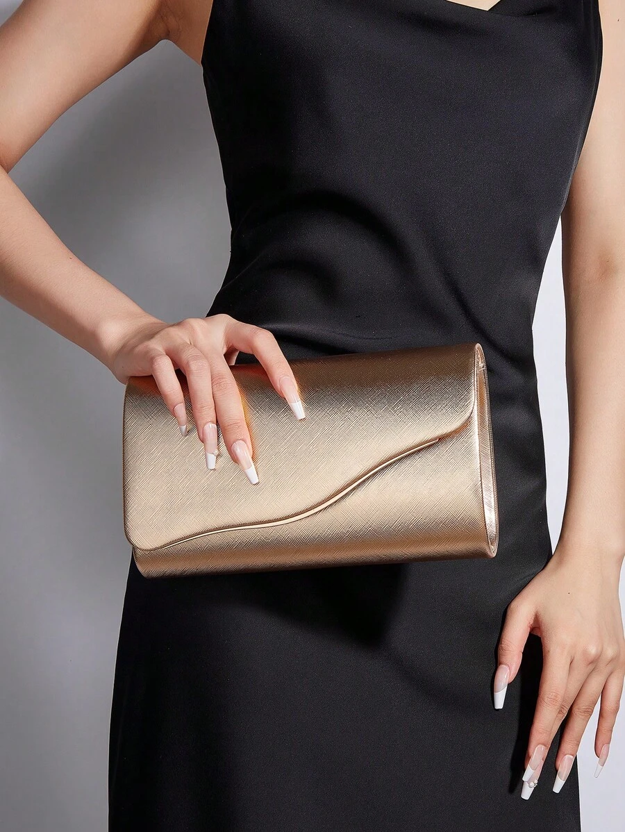 闪亮、耀眼、奢华、迷人、优雅、精致的大号女士手拿包、晚宴包、派对手提包，配有可拆卸链条肩带，适合婚礼、派对、舞会等场合，采用天鹅绒材质，时尚优雅，适合女孩、女士、大学生、年轻职业女性和上班族。 - 香檳色 - 查看 1