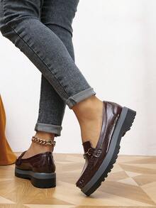 女士雙色厚底防滑豆豆鞋，時尚裝飾扣環，褶皺式鞋頭，百搭英倫學院風，適用於工作＆酒紅色鞋款 - 酒紅色 - 查看 5