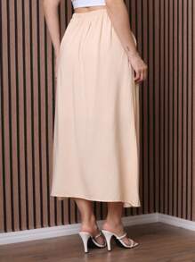 saia midi feminina de viscolinho com bolso e forro - Bege - Visão 4