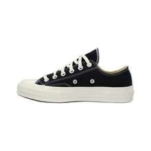X Comme Des Garçons PLAY Converse X Comme Des Garcons PLAY Low Top Low Top Sneaker - màu đen - Xem 3