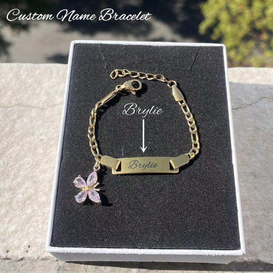 女式/女孩用不銹鋼粉色立方氧化鋯蝴蝶金色定制名字手鍊 - 紫色 - 查看 1