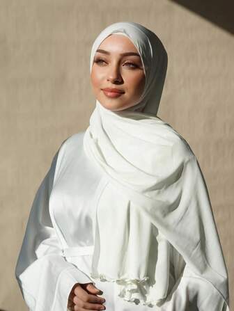 1 st Casual enfärgad modal halsduk för kvinnor med dekoration av svampkanter, mjuk och bekväm, lämplig för vardagsbruk Pannband Mjuk hijab för Abaya beslöjade kläder