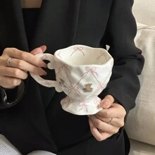 1个创意手绘可爱小熊陶瓷马克杯，带蝴蝶结 - 个性化釉下彩家用咖啡杯/冰茶杯 - 理想的圣诞礼物和送给女朋友的礼物 - 节日礼盒纪念品，返校礼物 - 白色 - 查看 5