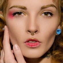 ADYJELY 1 pieza Arete de aro triple con bisagra para el septo nasal, estilo punk, de titanio G23 hipoalergénico, chapado en oro de 18K, para cartílago, aro, trago, concha, daith, hélix, perforación de lóbulo de la oreja, anillo de labio, anillo de ombligo, anillo de pezón, joyería corporal para mujeres y hombres