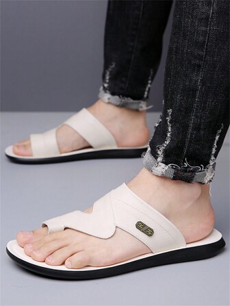 2024 Plus Size męskie letnie modne sandały, zewnętrzne antypoślizgowe kapcie plażowe, miękka podeszwa codzienne klapki