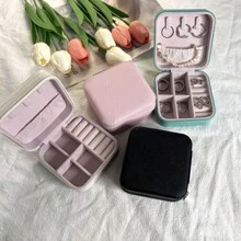 DAONIAO 1 Hộp đựng trang sức chống nước, hộp đựng nhẫn, dây chuyền, bông tai, túi trang điểm nhỏ gọn và di động, trang trí phòng, túi xách, túi trang điểm, du lịch, túi đựng mỹ phẩm, đồ dùng du lịch thiết yếu, hộp đựng, lưu trữ, đồ dùng du lịch thiết yếu, hộp đựng mỹ phẩm, túi đựng đồ trang điểm, túi đựng đồ vệ sinh cá nhân, hộp đựng đồ dùng trên bàn làm việc, túi đựng mỹ phẩm, túi đựng đồ trang điểm, hộp đựng mỹ phẩm, túi đựng đồ trang điểm, túi đựng mỹ phẩm, túi trang điểm, du lịch, túi đựng mỹ phẩm, túi, túi đựng mỹ phẩm, đồ dùng du lịch thiết yếu, túi đựng mỹ phẩm, đồ dùng du lịch thiết yếu, túi trang điểm nhỏ, dung tích lớn, túi trang điểm lớn, quà Giáng sinh, du lịch, quà tặng cho phụ nữ, đồ dùng du lịch thiết yếu, túi nhỏ, ví cầm tay/túi xách nhỏ, hộp đựng mỹ phẩm, hộp đựng cọ trang điểm, túi mini, túi dung tích lớn, quà tặng cho phụ nữ, quà Giáng sinh, ý tưởng quà tặng cho phụ nữ, túi đựng mỹ phẩm, đồ dùng du lịch thiết yếu - Nhiều màu - Xem 7