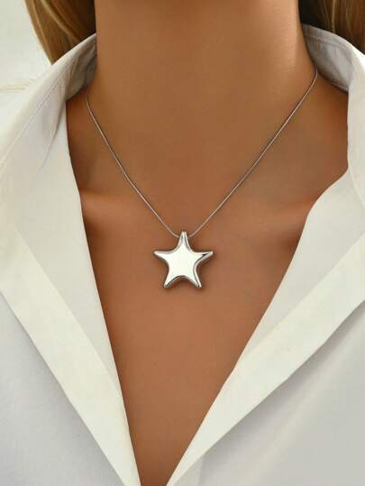 LIEBEIRIS 1 pièce Collier Pendentif à Cinq Étoiles en Trois Dimensions en Acier Inoxydable Plaqué d'Or 18k