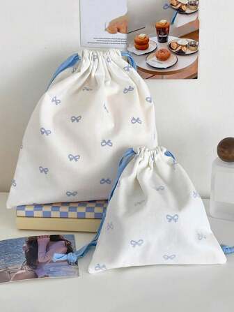 1個セット かわいいブルーリボンプリント トラベルスキンケアドローストリングバッグ メイクアップバッグ 下着衣類バッグ 生理用品バッグ ショートトリップ必需品 トラベルオーガナイザーセット パッキングキューブセット スーツケースバッグセット カレッジルームデコ 寝室用デコ パッキングキューブ 衣類オーガナイザーセット トラベルオーガナイザーセット バレンタインデーギフト、誕生日ギフト、教師の日ギフト、新年ギフト メイクアップバッグ ホリデー必需品 化粧品バッグ メイクアップバッグ メイクアップポーチ メイクアップオーガナイザー ホリデー ウィンター2024 メイクアップオーガナイザー メイクアップストレージ バレンタイン 学校グッズ