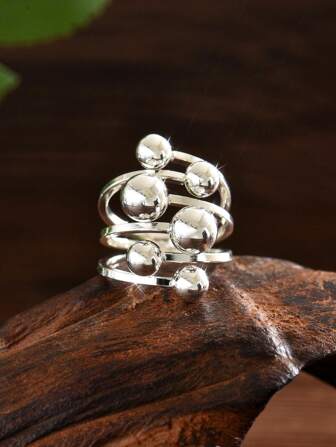 1枚时尚、性感、优雅的复古地球仪飓风造型18K镀金金属戒指，开口款。另有：复古花卉宝石闭合戒指、嘻哈狮头闭合戒指、玻璃水晶精致设计戒指可选，适合女性日常佩戴，亦可作为节日礼物。