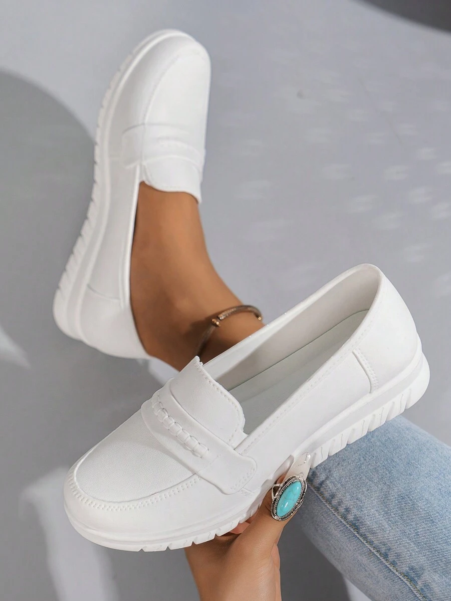 Zapato plano con punta cerrada, antideslizante y de suela blanda para mujeres, ideal para chefs - Blanco - Ver 1