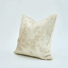 1入精品枕頭套，高精密度浮雕花紋圖案，沙發裝飾枕套，18x18英寸，20x20英寸（不含枕芯） - 米色 - 查看 3