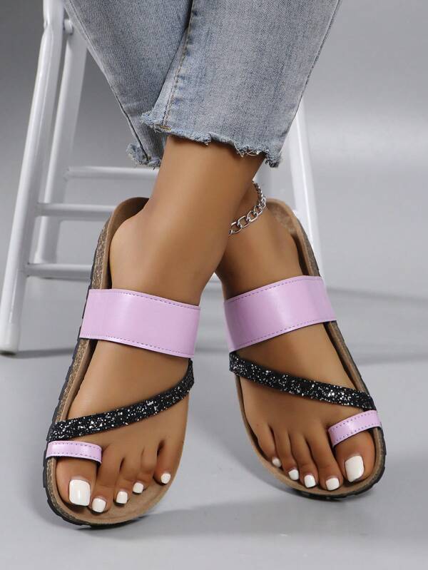 Neue Sommer Flache Sandalen für Damen in Lila mit Zehendichtung