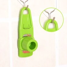 1 Multifunctional Plastic Garlic Press And Ginger Grinder - Handheld Manual Garlic Masher Tool - Kitchen Gadget, No Electricity Needed, Durable Kitchen Tool, Camping Barbecue Accessory