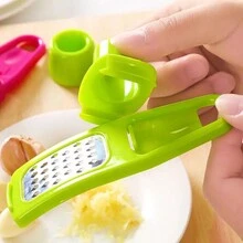 1 Multifunctional Plastic Garlic Press And Ginger Grinder - Handheld Manual Garlic Masher Tool - Kitchen Gadget, No Electricity Needed, Durable Kitchen Tool, Camping Barbecue Accessory