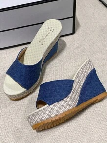 Novità Sandali con zeppa eleganti e alla moda con suola spessa e comoda per le donne, scarpe con piattaforma e fondo spesso con chiusura a gancio e anello, sandali con zeppa traspiranti in pizzo traforato, sandali con tacco zeppa impermeabili da donna con punta aperta versatili per feste serali con finitura opaca