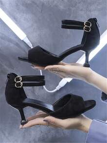 Modne damskie sandały na wysokim obcasie, czarne zamszowe szpilki Eleganckie sandały na wysokim obcasie Peep-Toe - Czarne - Zobacz 7