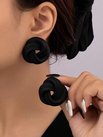 1 par de pendientes tipo aro de metal con diseño floral hueco, estilo gótico punk minimalista, regalo para mujeres, adecuado para fiestas de Año Nuevo, bailes, vacaciones