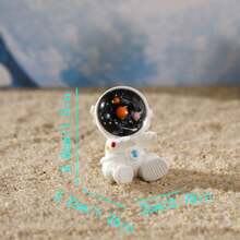 2pcs/1pc Creative Micro Landscape Astronaut Decoration, Cute Cartoon Astronaut Car Ornament, Realistic Astronaut Miniature Figurine For Home Office Decor, Student Gift, Great For Halloween, And Fall Decorations Birthday