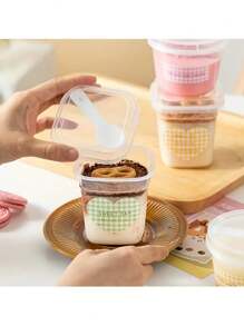 10 conjuntos de copos plásticos transparentes com tampas e colheres, recipientes de embalagem de alimentos reutilizáveis para bolos, pudins e sobremesas. Adequado para bebidas quentes e frias, ideal para casa, restaurante, piquenique, camping, suprimentos de festa e acessórios de mesa.