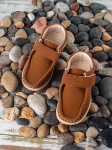 Kids Flat-Soled Sewn Marking Line Outdoor Sports Shoes - Brown - View 1