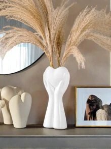 1 pièce Vase de décoration pour la maison en forme de cœur tenu à la main de style européen, design artistique en résine du corps humain pour fleurs, centre de table moderne unique pour mariage, salle à manger et décoration de salon