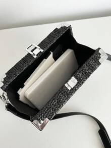 单肩包 男士潮流 全新 运动斜挎包 休闲 多功能 轻便 通勤 背包 通勤包 校园包 宿舍必备品 毕业礼物 多功能 装书 父亲节礼物 新生 返校 多功能 大学书包 学生 时尚 男士便携斜挎包 男包 斜挎包 侧包 学习用品 秋季 信使包 男士包 圆筒包 复古款 万圣节 圣诞节 - 黑色 - 查看 5