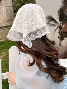 French Countryside Style Lace Wrap Headscarf Fashion Triangle Headscarf Women's Hair Tie Headband Seaside Accessories Retro Elegant Scarf Ribbon French Lace Triangle Headscarf Flower Hair Accessories Tiaras - Multicolor - View 2