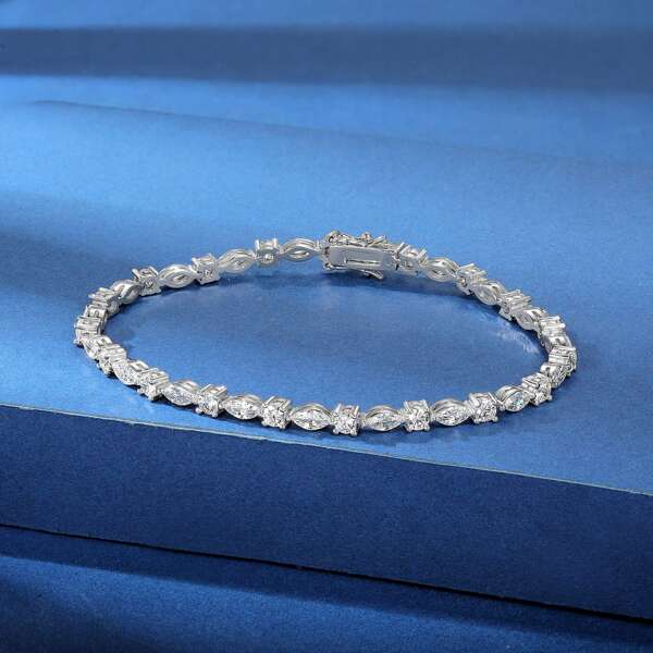 MDFUN قلادة سلسلة التنس الأنيقة المطلية بالذهب والمزينة بألماس وزركونيا بشكل بيضاوي، للنساء