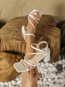 女士白色高跟凉鞋，方头粗跟正装鞋，优雅系带正式派对高跟鞋