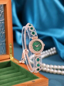 Nova chegada! 1 peça Pulseira de Relógio Luxuosa Revestida Completamente com Cristais para Mulheres, Estilo Deslizante para Ajuste Conveniente, Design Minimalista e Fashion, Relógio de Pulseira Elegante com Quartzo para Decoração de Uso Diário, Presente Ideal para Estudantes Voltando à Escola