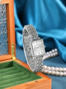 Novo Lançamento! 1 Peça Relógio de Quartzo Pulseira Simples Feminino, Design Minimalista e Clássico, Personalidade Única, Adequado para Uso Diário e Presente, Ideal como Presente para Estudantes Voltando às Aulas
