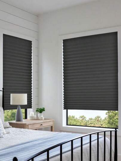 1入組純色摺疊布簾，兩個夾子的無需工具遮光紙式摺疊百葉窗，帶膠粘貼不需鑽孔的自粘百葉窗，容易剪裁和安裝，適用於臥室，客廳，辦公室，浴室的簡易摺疊窗簾