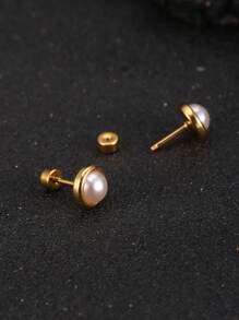 Faux Pearl Decor Stud Earrings