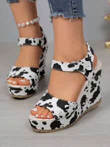 Sandalias de cuña con plataforma de tacón grueso con estampado de leopardo en blanco y negro para mujer, fáciles de poner y quitar con cierre de gancho y lazo, ligeras, transpirables, impermeables, con un diseño de correa de moda, disponibles en tallas grandes - Blanco y Negro - Ver 5