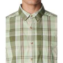 Columbia Men's Rapid Rivers Short Sleeve Shirt - Sage Leaf Multi - View 4