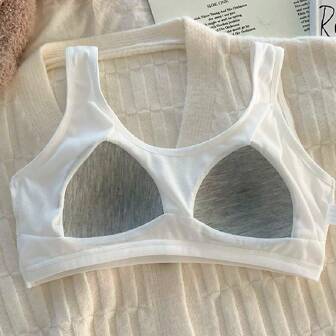 适合少女的 U 型背心内衣，旨在提供良好的背部支撑。胸罩罩杯牢固贴合并防止乳头突出。适合少女的运动胸罩，无肩带，短款