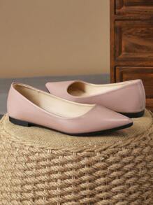 Chaussures plates de style casual à bout pointu pour femmes, disponibles en vert menthe, violet, beige, rouge, jaune, noir. Confortables pour un usage quotidien et en extérieur
