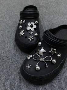 18pcs Rhinestone Detachable Bear Shoe Charms Accessories Suitable For Hollow Out Clogs, Beach Sandals