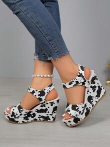 Sandalias de cuña con plataforma de tacón grueso con estampado de leopardo en blanco y negro para mujer, fáciles de poner y quitar con cierre de gancho y lazo, ligeras, transpirables, impermeables, con un diseño de correa de moda, disponibles en tallas grandes - Blanco y Negro - Ver 4