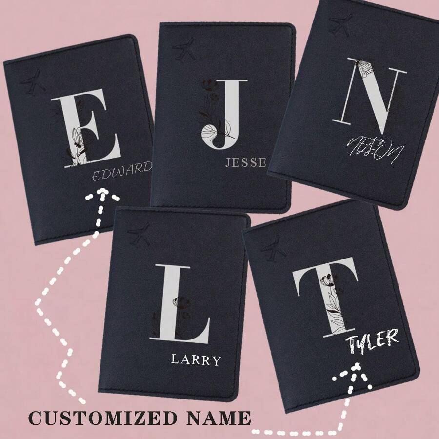 1 pieza Titular de pasaporte de PU personalizado con 26 letras del alfabeto impresas, patrón floral y de avión, cubierta de pasaporte de viaje, regalo personalizado de nombre de pareja, regalo de cumpleaños, recuerdo de viaje, regalo corporativo para festivales, regalo personalizado para padres, madres, esposos y esposas.