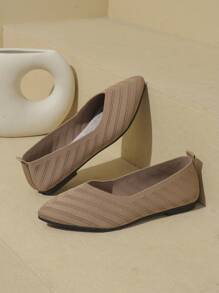 Women's Flat Pointed Toe Knitted Mesh Casual And Comfortable Mesh Shoes