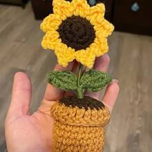 1 pieza de Flor artificial de ganchillo hecha a mano con maceta, decoración de flor de hilo sintético adecuada como regalo para el Día de la Madre, aniversario, cumpleaños, Día de San Valentín o como decoración de escritorio en casa u oficina para mamá, amigas o novia, Día de San Valentín, regalo