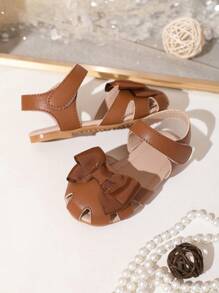 1pair Baby Girls' Hollow Out Flower Toe Design Hook And Loop Closed Clean Flat Shoes Suitable For Spring And Summer - Brown - View 4